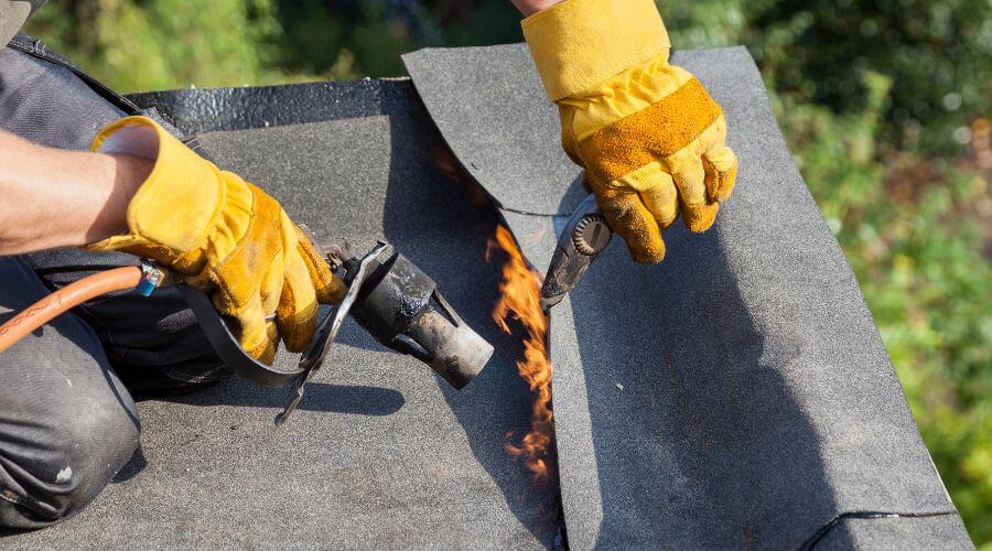 Professional residential roofers in Green Castle, MO
